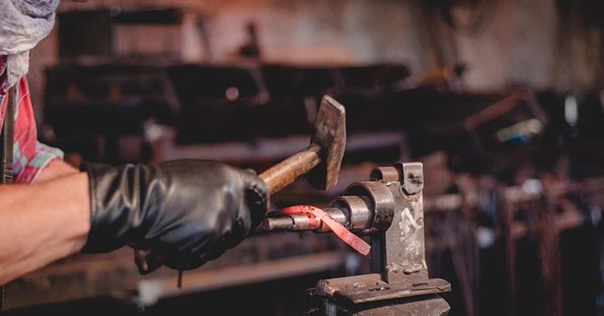Before You Choose Apps or Odd Jobs, Check Your Lease